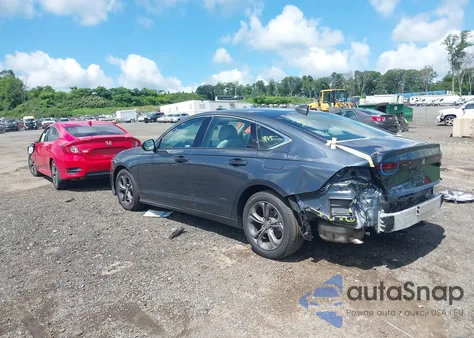 2024 Honda Accord Ex z USA, uszkodzony, nr VIN 1HGCY1F32RA093111